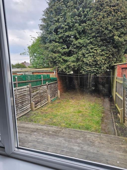 Holiday home Swankyhome 4 Groups Near M5. *